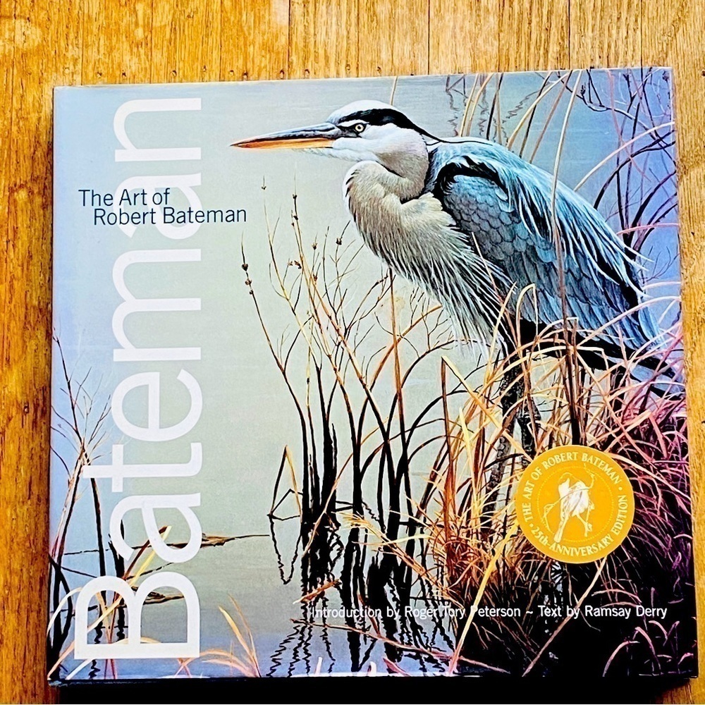 𝅺ROBERT Bateman book “the art of Robert Bateman” animals pictures navy blue